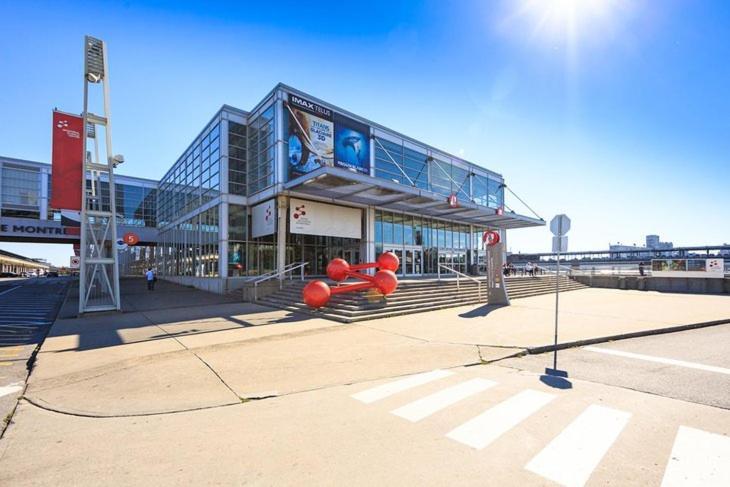 Heart Of Mtr For Memerable Experiance 2 Backyard 7Minmetro Fully Renovated & Equipped Montreal Zewnętrze zdjęcie